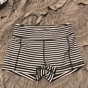 Reebok size small shorts